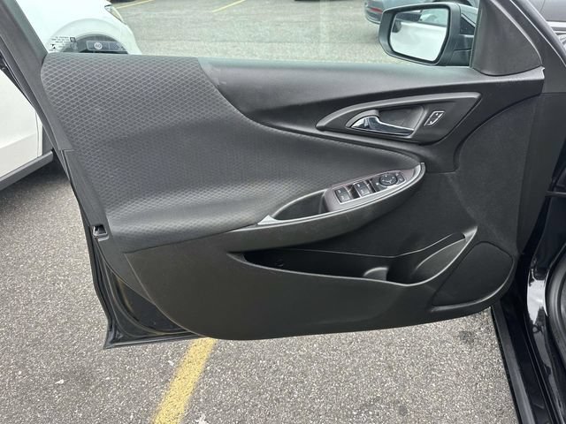 Used 2023 Chevrolet Malibu LT FWD image 15