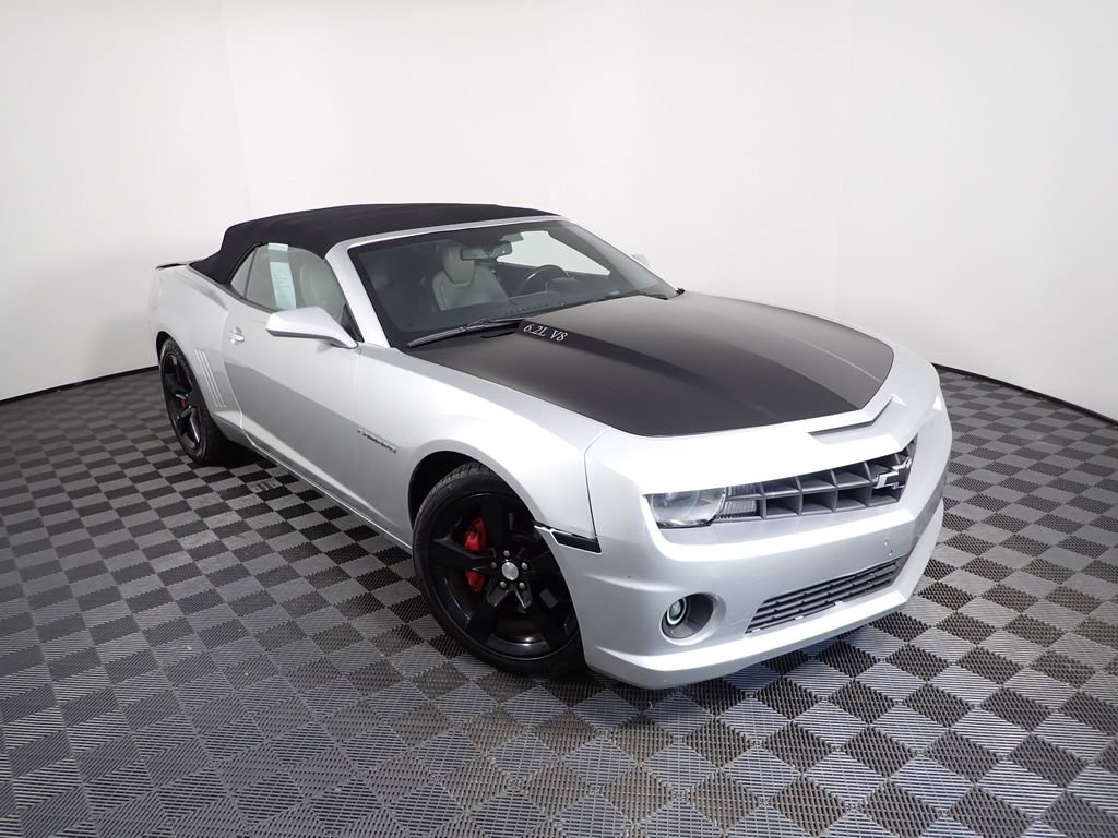 Used 2012 Chevrolet Camaro SS w/ RS Package RWD image 5