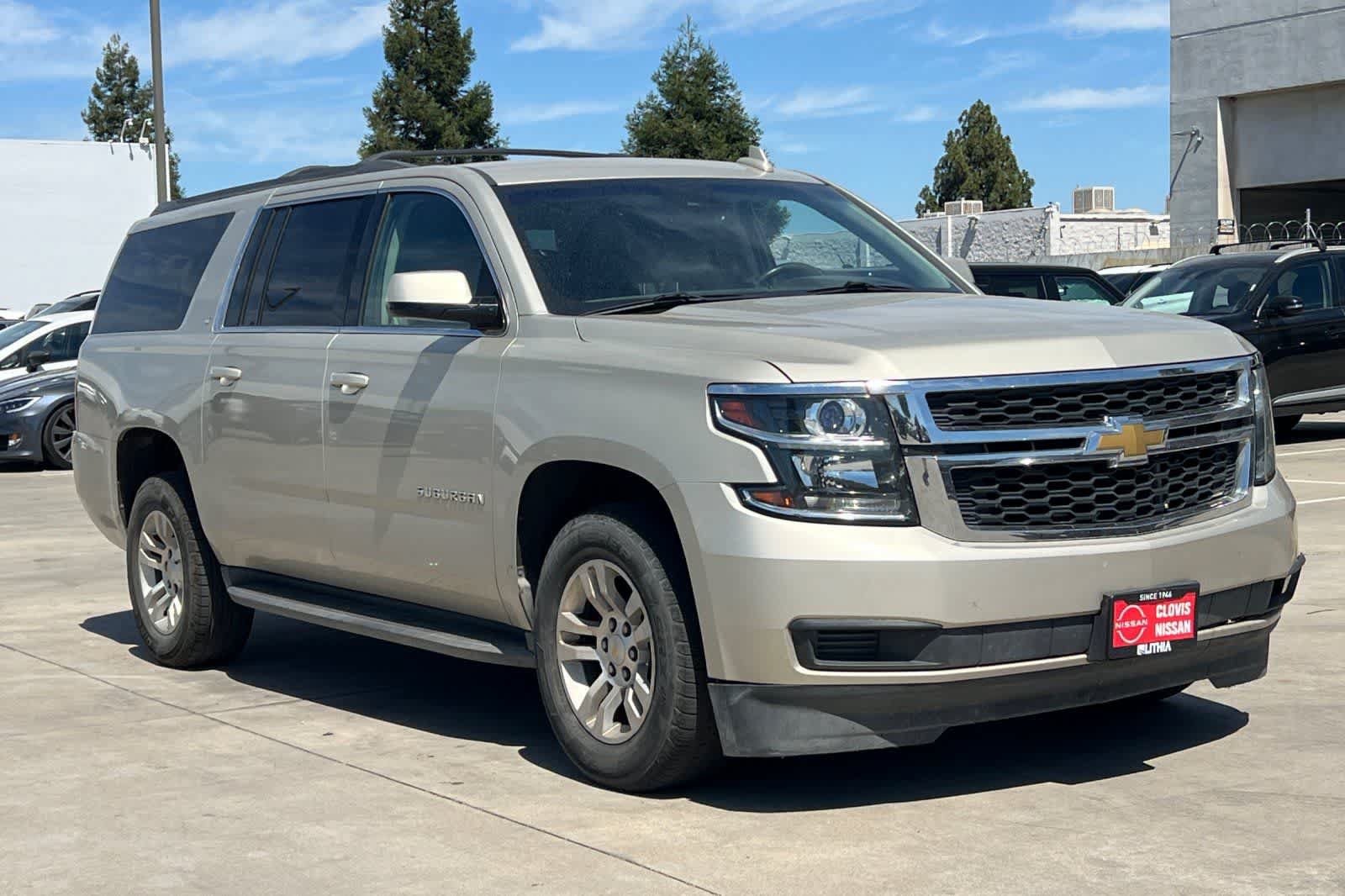 Used 2015 Chevrolet Suburban LT AWD/4WD image 10