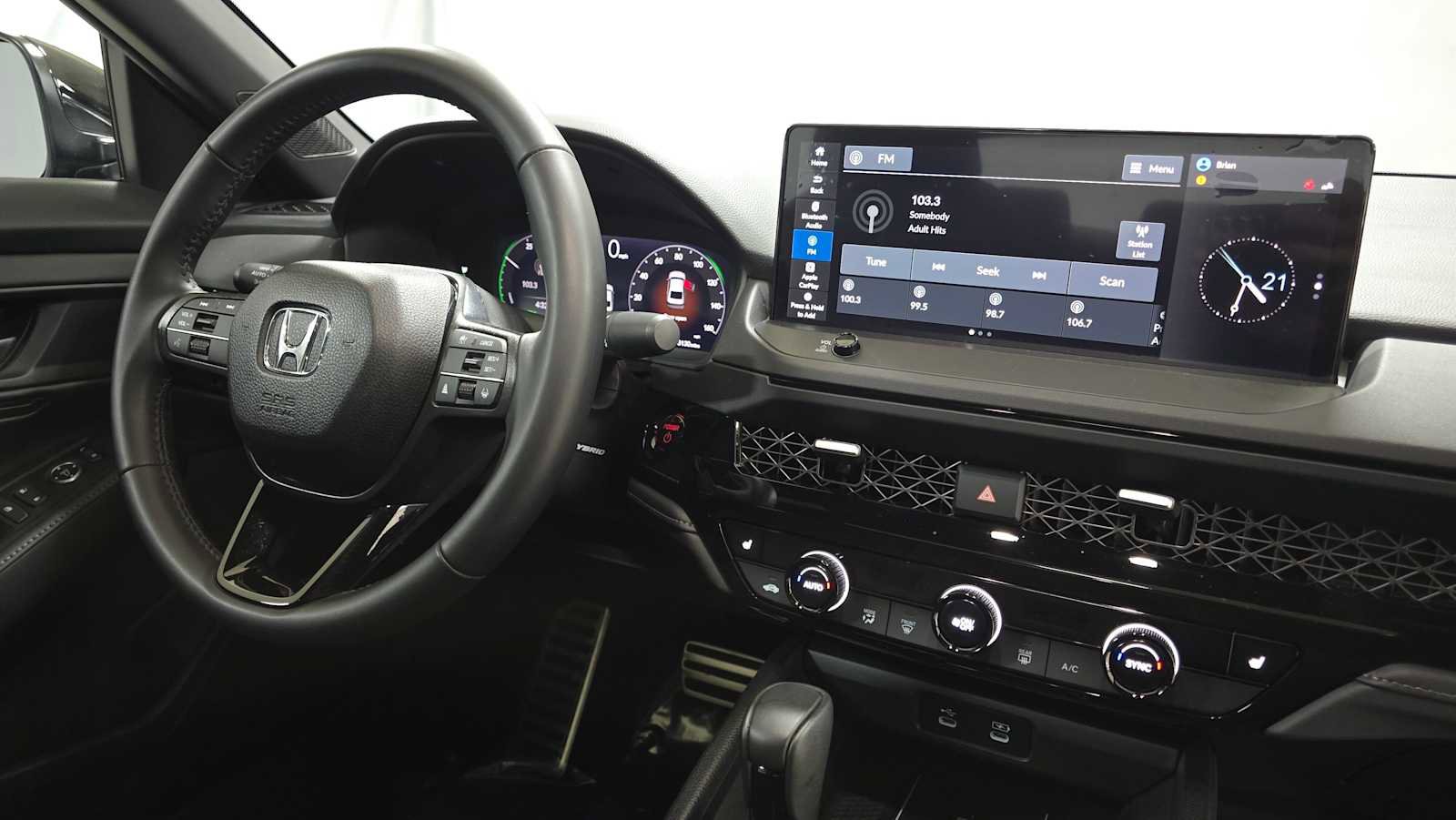 Used 2025 Honda Accord Sport image 11