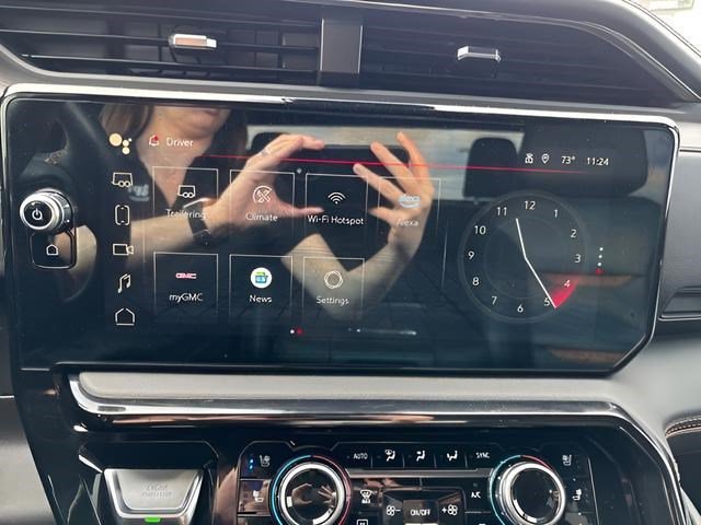 Certified 2024 GMC Sierra 2500 AT4 image 16