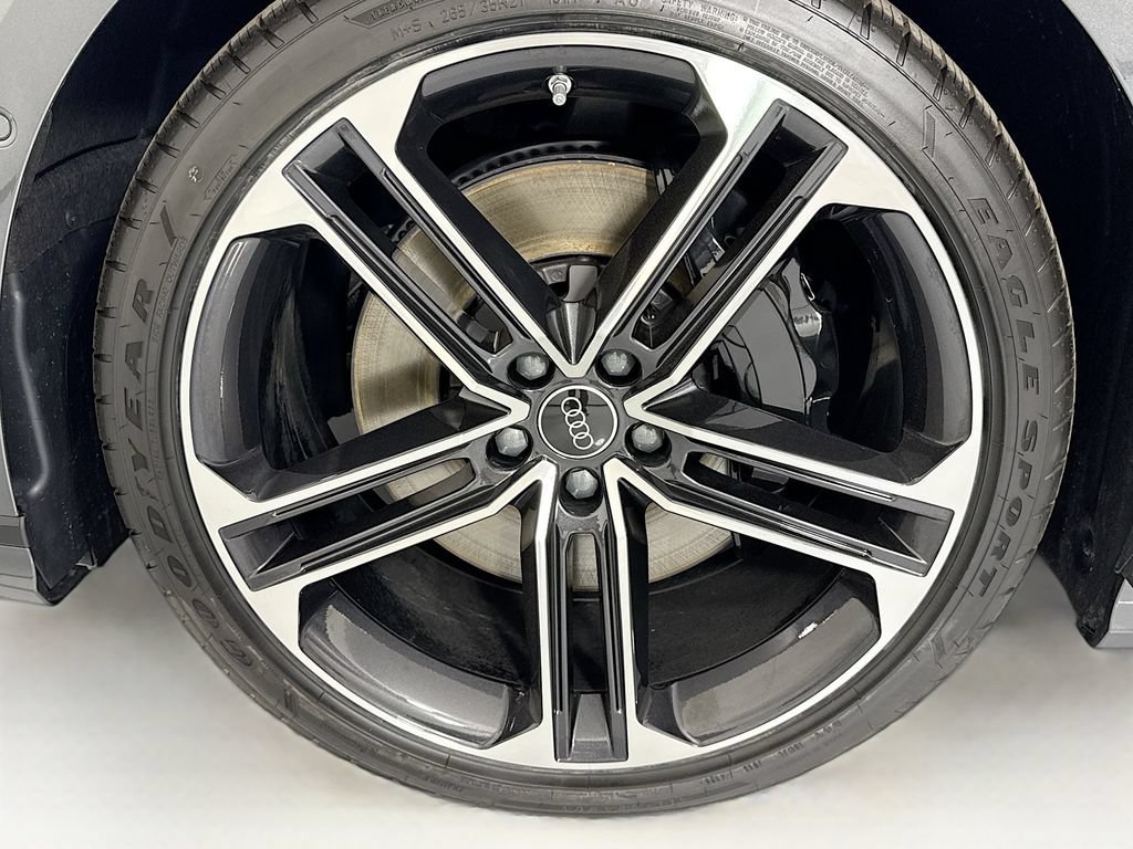 New 2026 Audi A8 L 3.0T AWD/4WD image 30