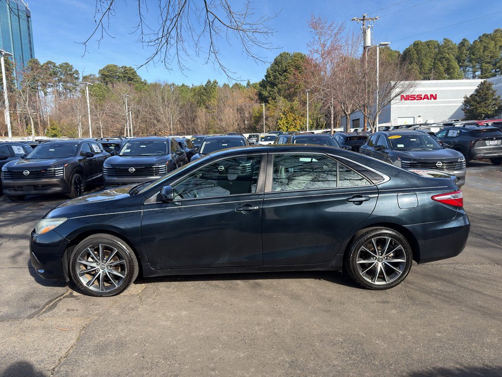 Used 2015 Toyota Camry XSE image 4