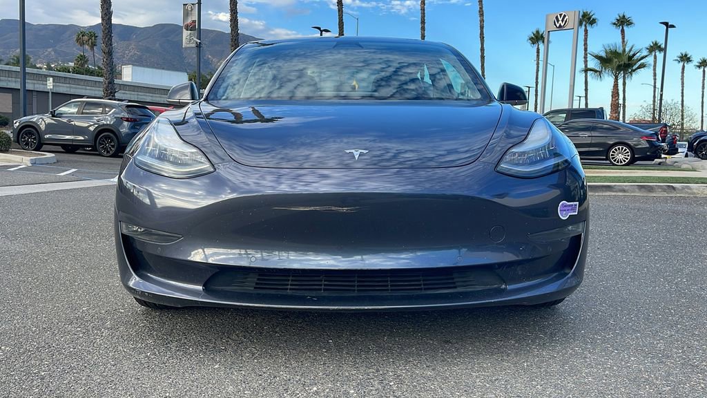 Used 2018 Tesla Model 3 Long Range image 4