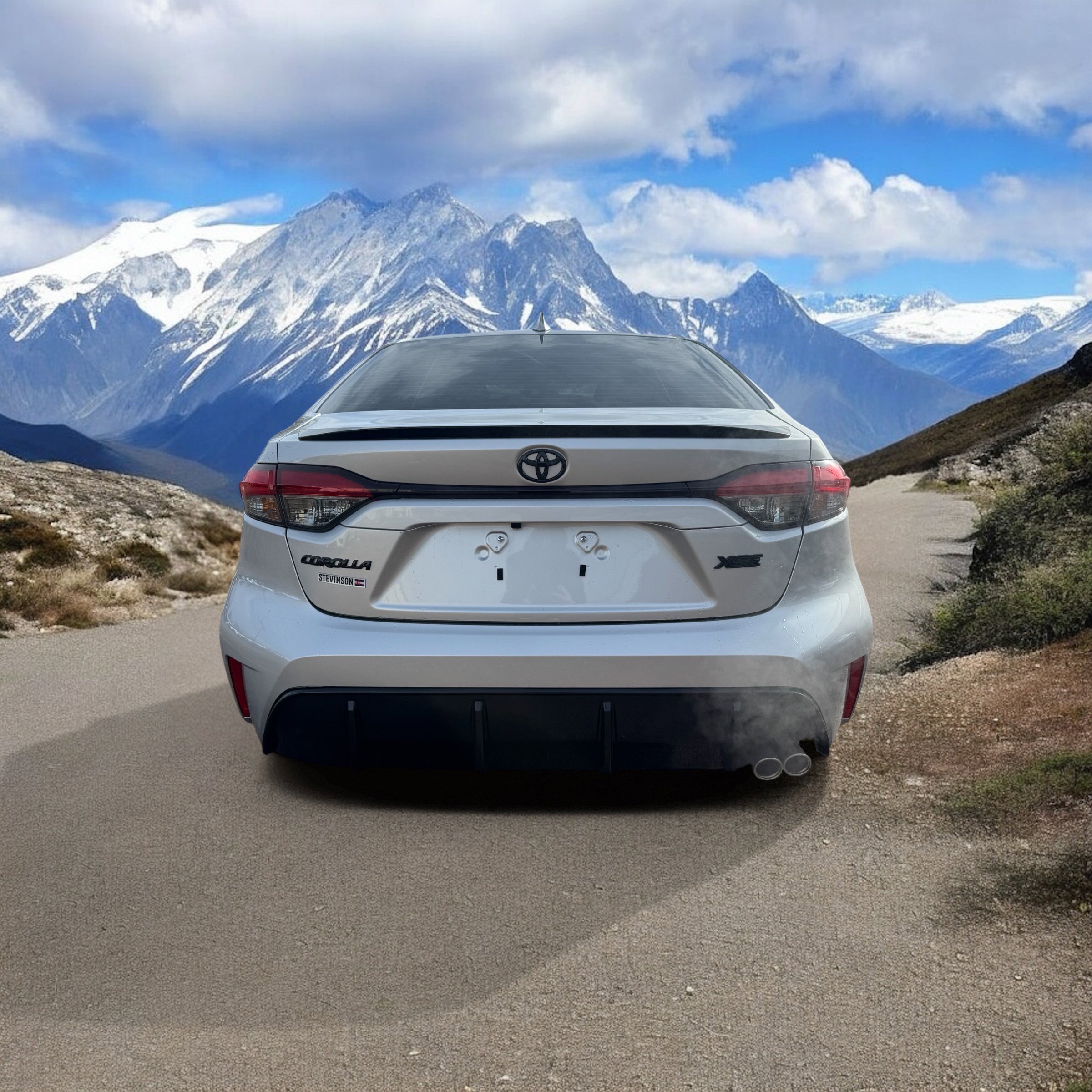 Used 2025 Toyota Corolla XSE image 4