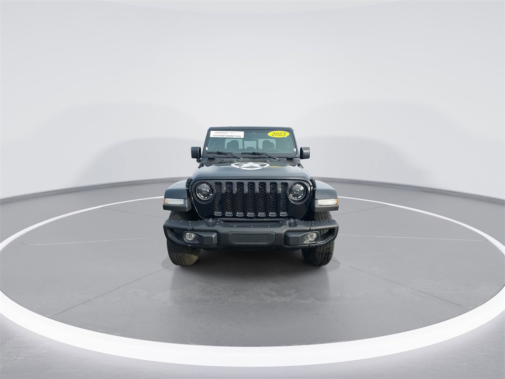 Used 2023 Jeep Gladiator Sport image 3