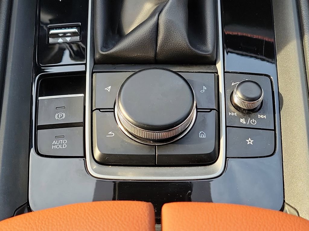 Certified 2025 MAZDA CX-50 Meridian Edition w/ Weather Package image 37