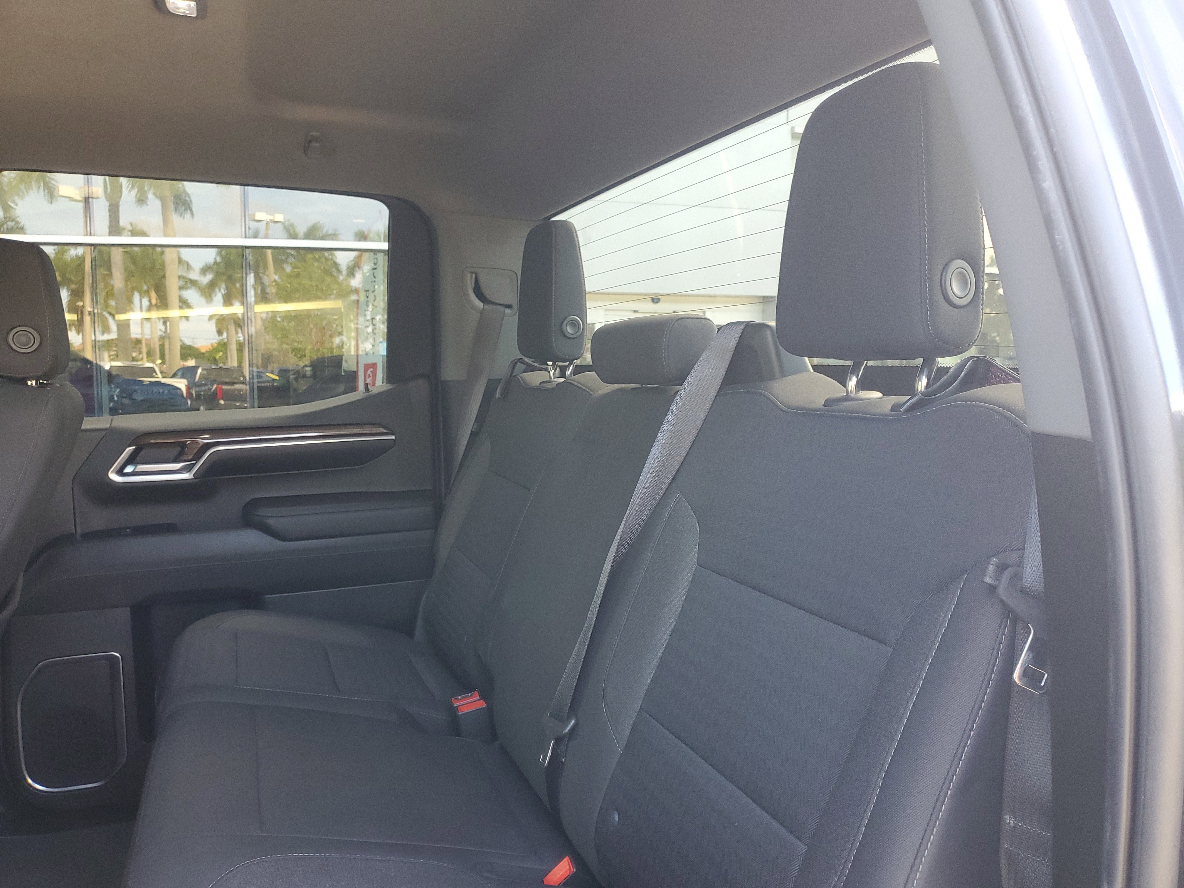 Used 2022 Chevrolet Silverado 1500 RST image 12