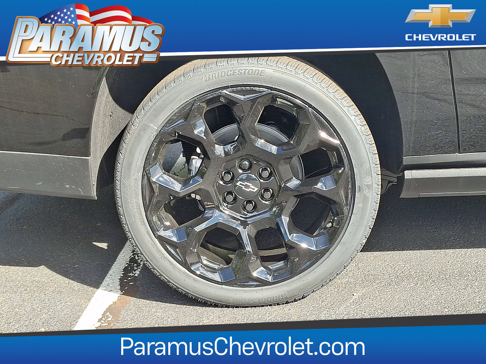 New 2026 Chevrolet Suburban High Country AWD/4WD image 5