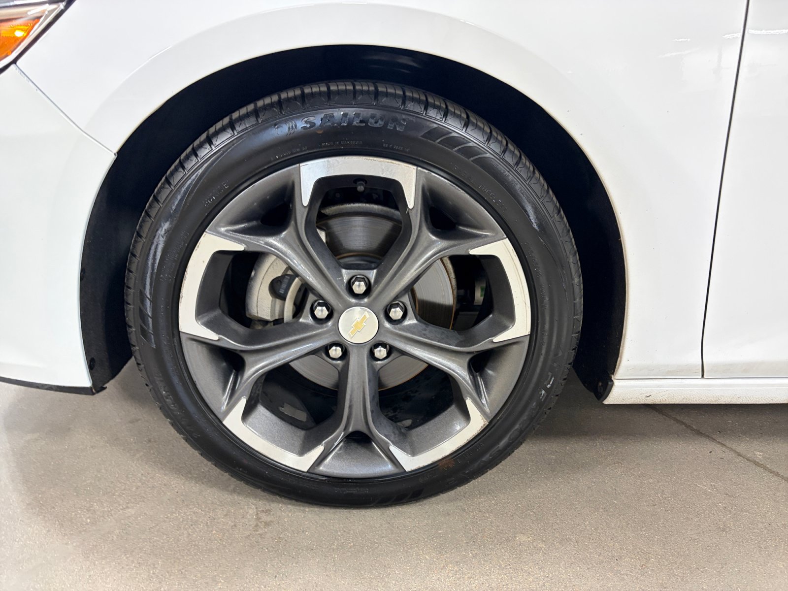 Used 2022 Chevrolet Malibu LT FWD image 11