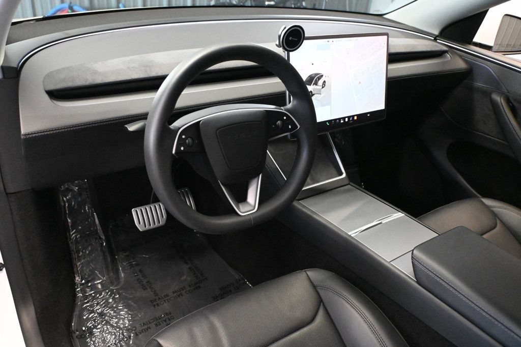 Used 2026 Tesla Model Y Long Range AWD/4WD image 10