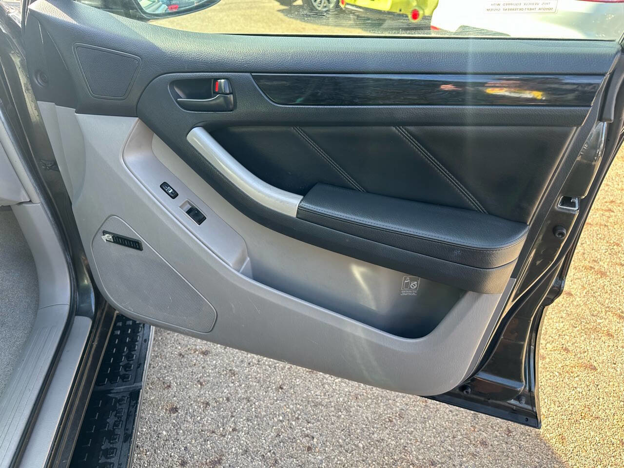 Used 2007 Toyota 4Runner Limited image 19
