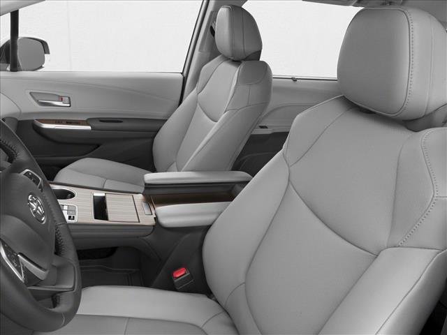 New 2025 Toyota Sienna XLE image 6