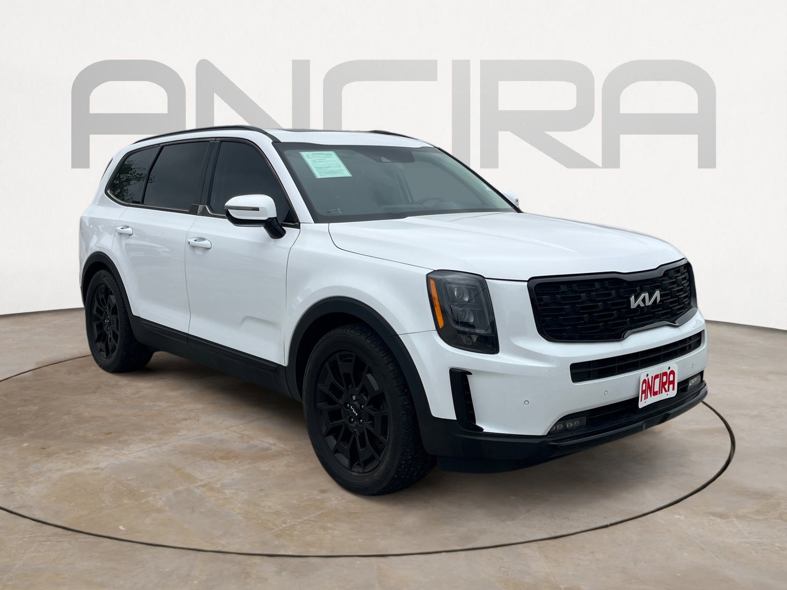 Used 2022 Kia Telluride SX w/ Nightfall Edition Package AWD/4WD image 3