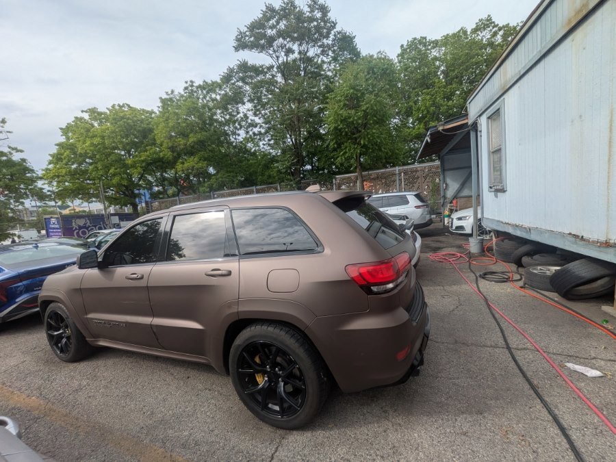 Used 2018 Jeep Grand Cherokee Trackhawk AWD/4WD image 28