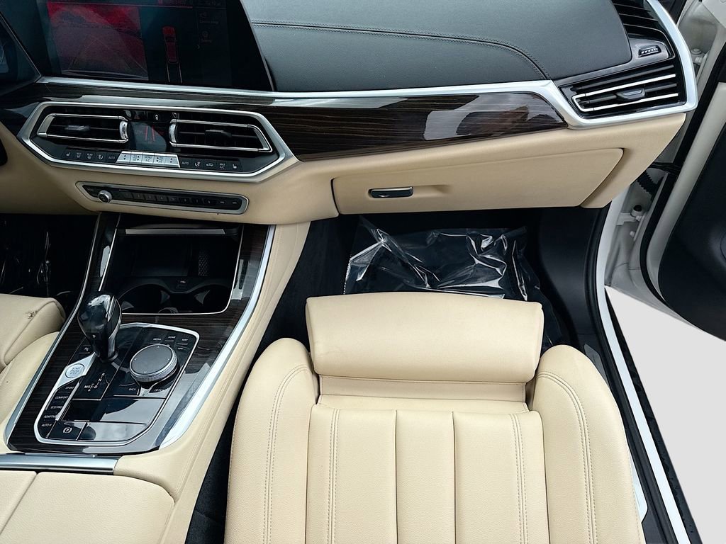 Used 2021 BMW X5 sDrive40i w/ Convenience Package image 18