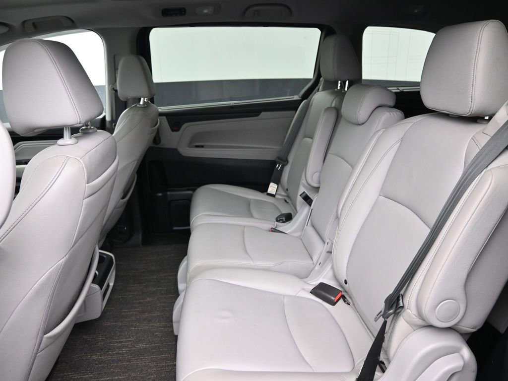 Certified 2024 Honda Odyssey Touring image 30