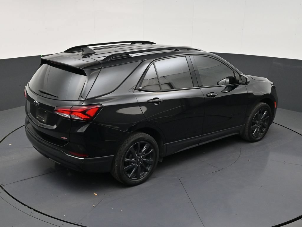 Used 2023 Chevrolet Equinox RS w/ RS Leather Package FWD image 16