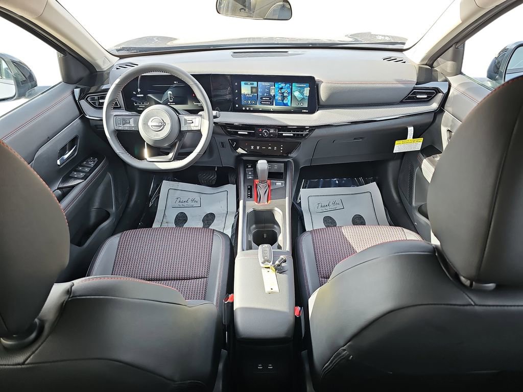 New 2026 Nissan Kicks SR FWD image 13