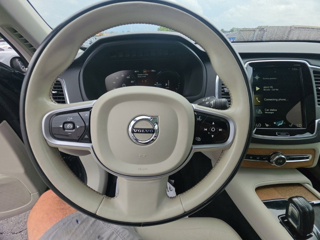 Used 2021 Volvo XC90 T8 Inscription Expression w/ Protection Package Premier AWD/4WD image 17