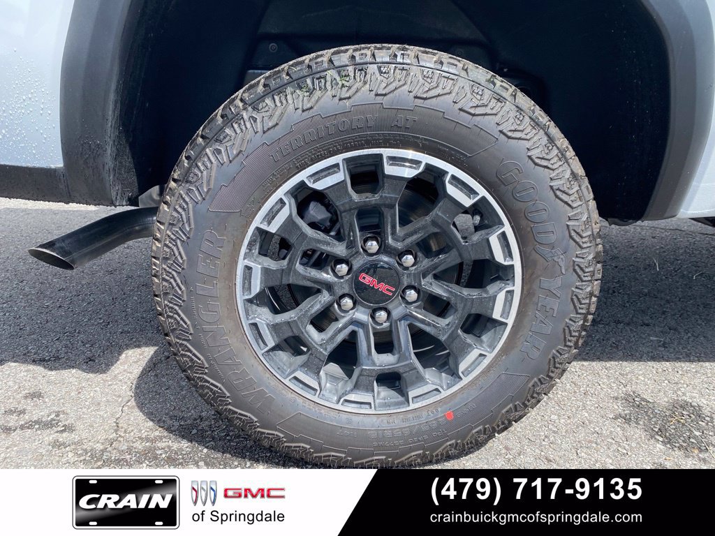 New 2026 GMC Canyon AT4 w/ Technology Plus Package AWD/4WD image 9