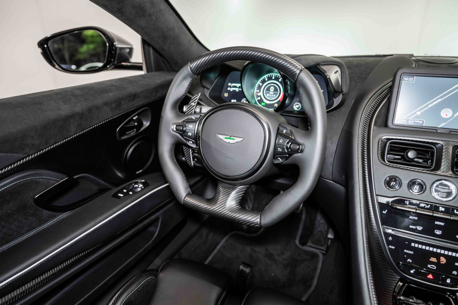 Used 2023 Aston Martin DBS Coupe RWD image 19