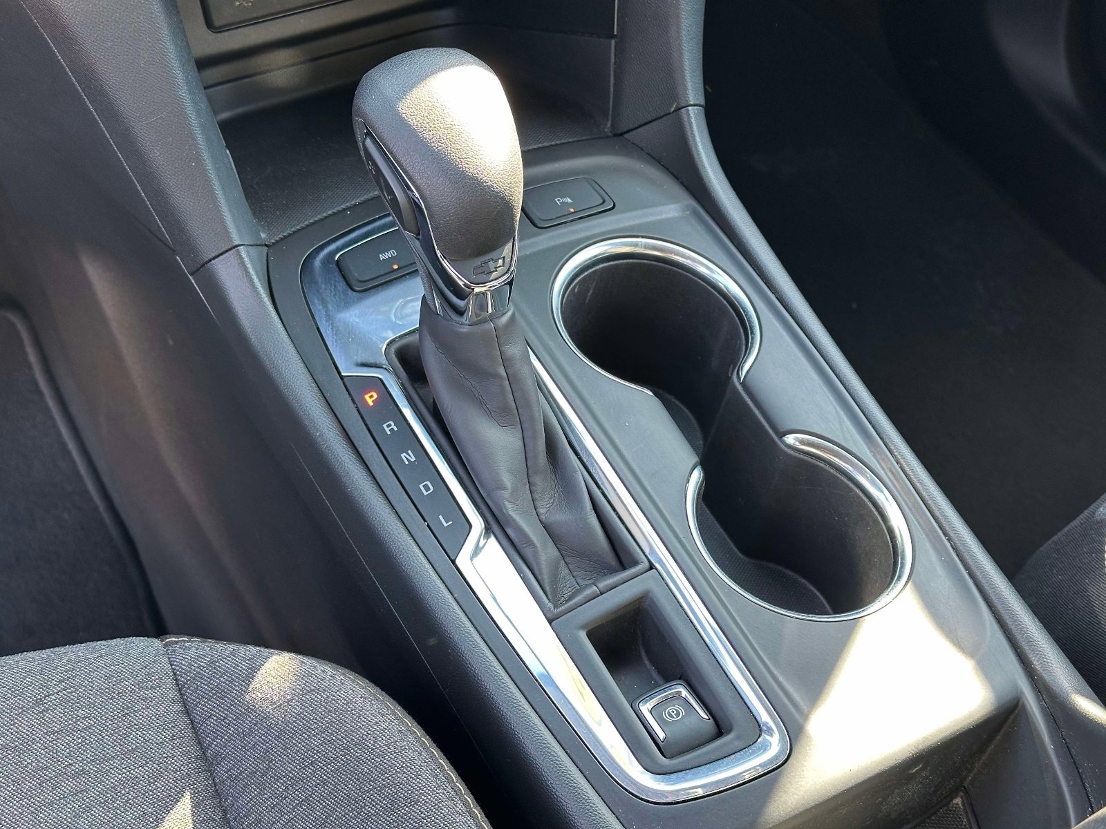 Used 2023 Chevrolet Equinox LT image 30