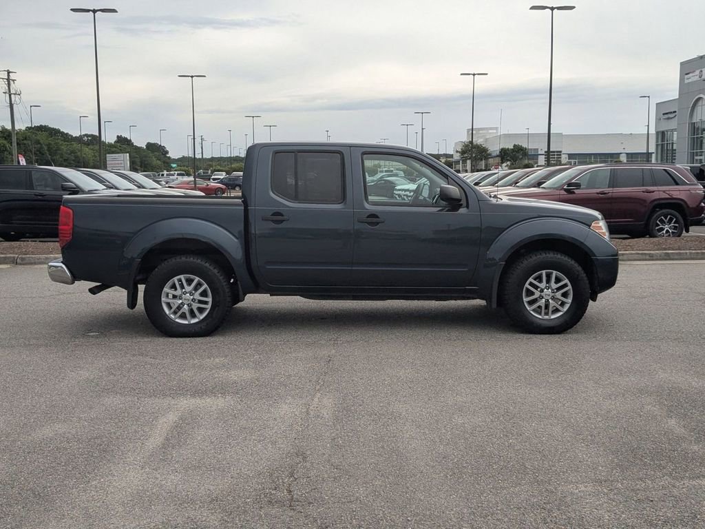 Used 2019 Nissan Frontier SV AWD/4WD image 6