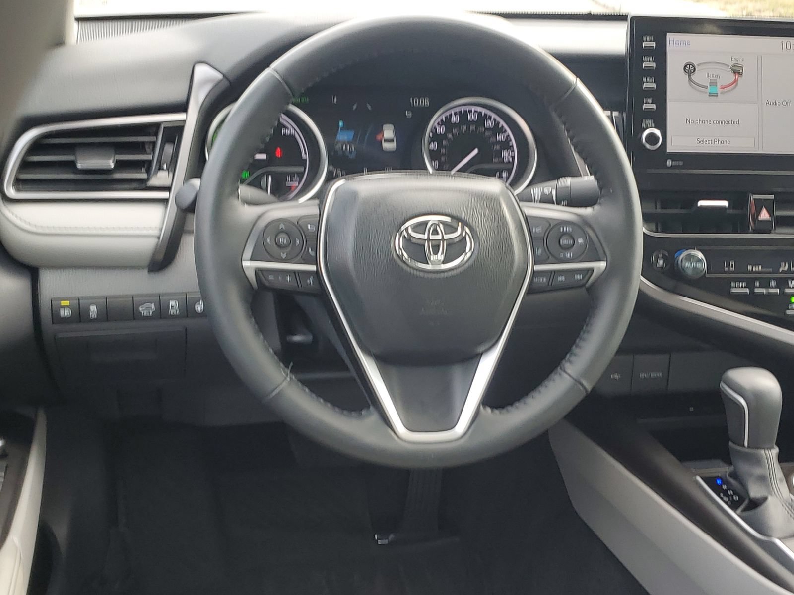Used 2024 Toyota Camry XLE w/ Cold Weather Package FWD image 11