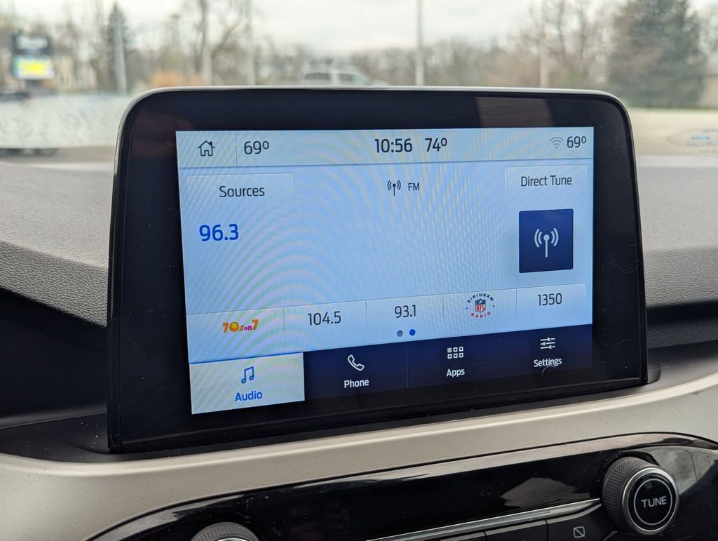 Used 2022 Ford Escape SE w/ Convenience Package FWD image 16