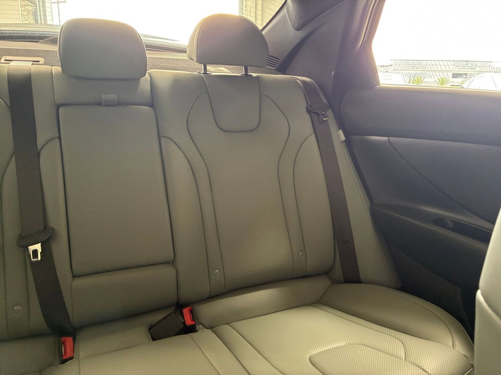 Used 2025 Hyundai Elantra Limited FWD image 39
