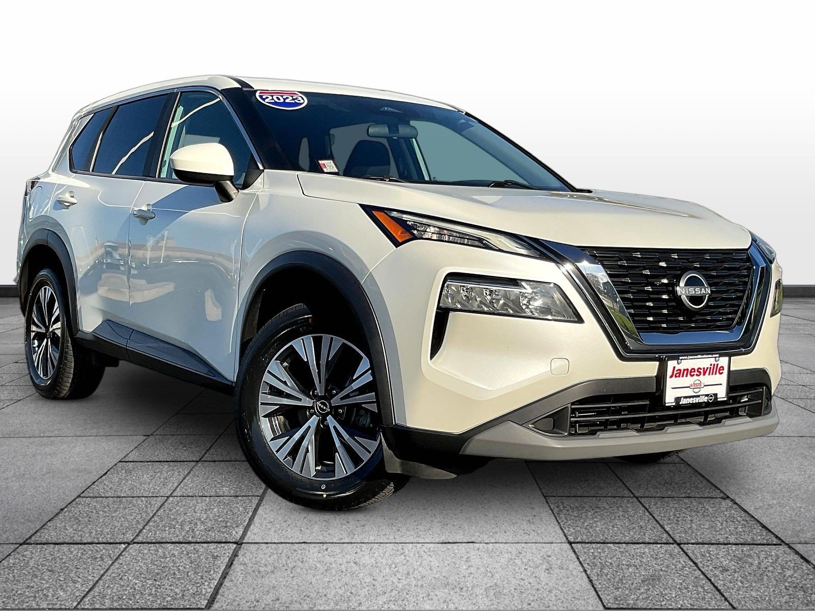 Certified 2023 Nissan Rogue SV AWD/4WD image 1