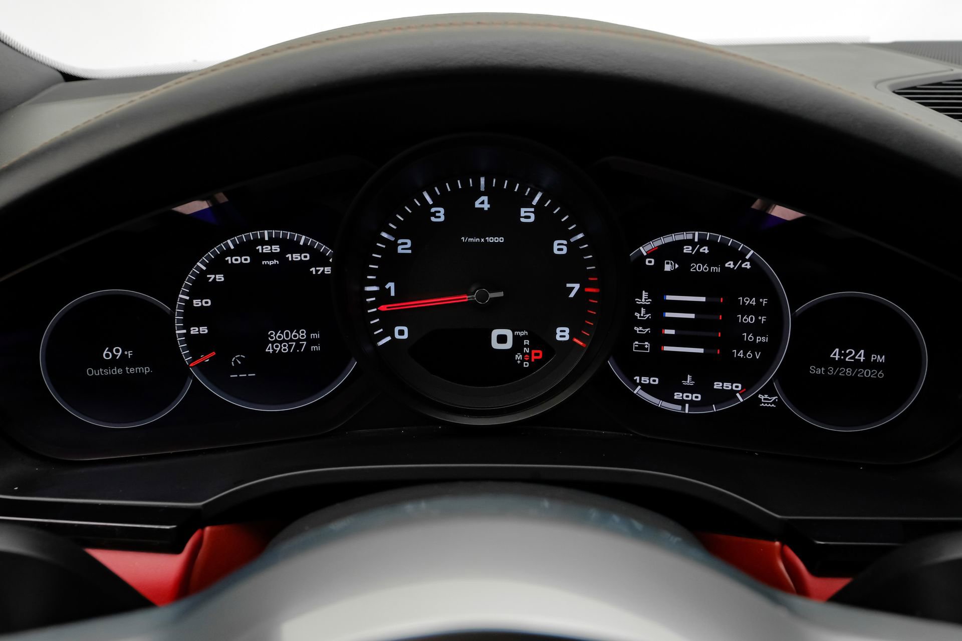 Used 2023 Porsche Cayenne Platinum Edition image 23