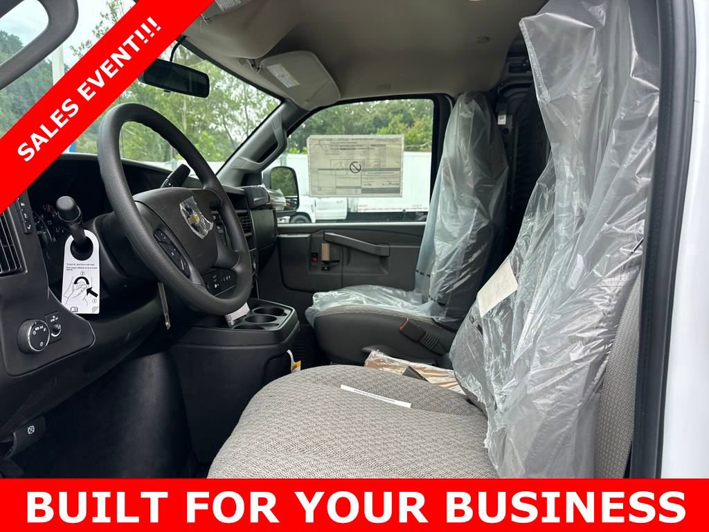 New 2025 Chevrolet Express 2500 w/ Driver Convenience Package image 5