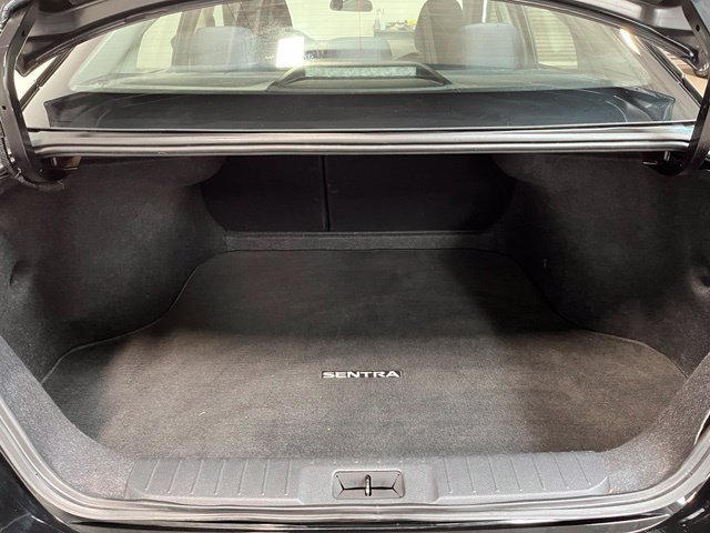 Used 2025 Nissan Sentra SV FWD image 14