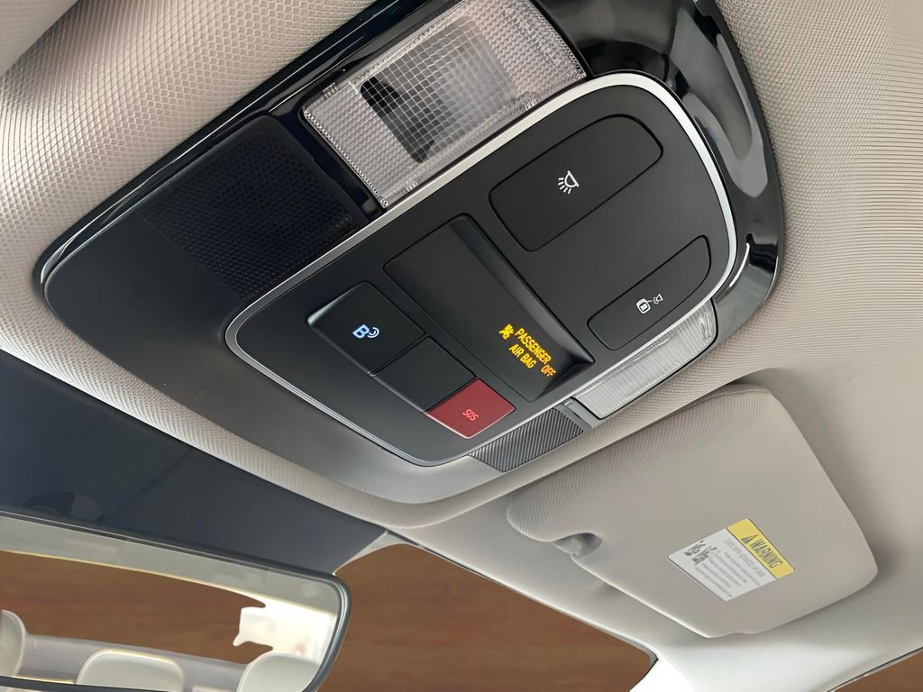 Certified 2025 Hyundai Sonata SEL AWD/4WD image 19