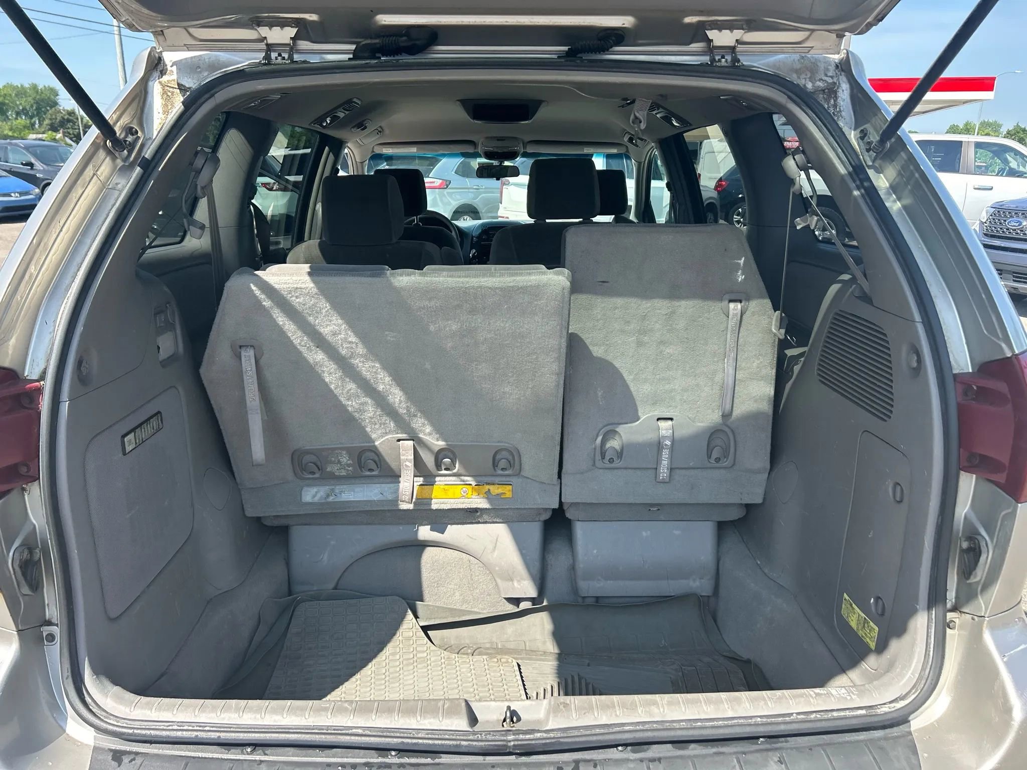 Used 2004 Toyota Sienna CE image 22