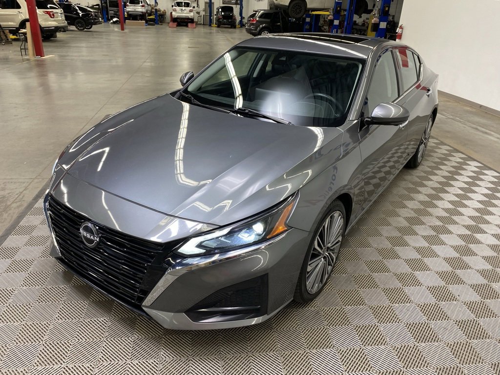 Used 2023 Nissan Altima 2.5 SL image 4