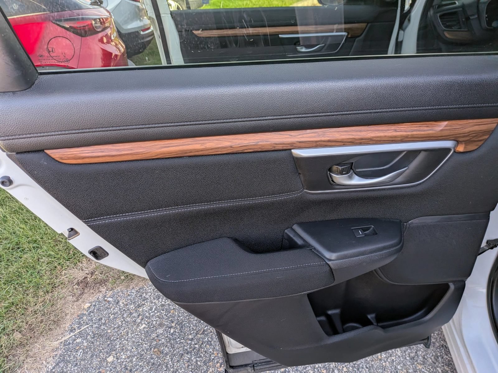 Used 2017 Honda CR-V EX image 27