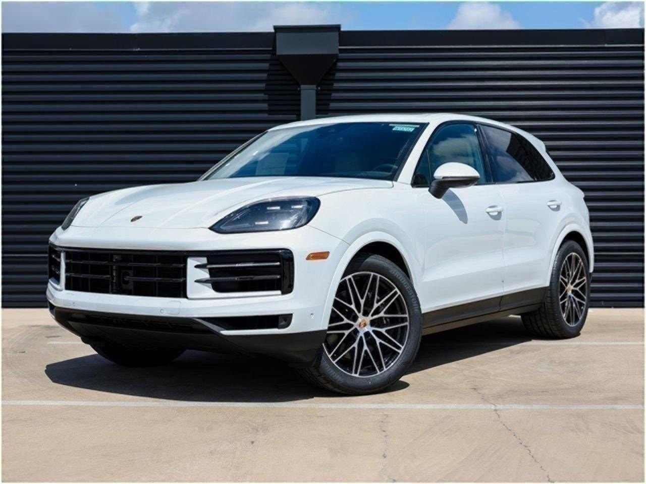 New 2025 Porsche Cayenne