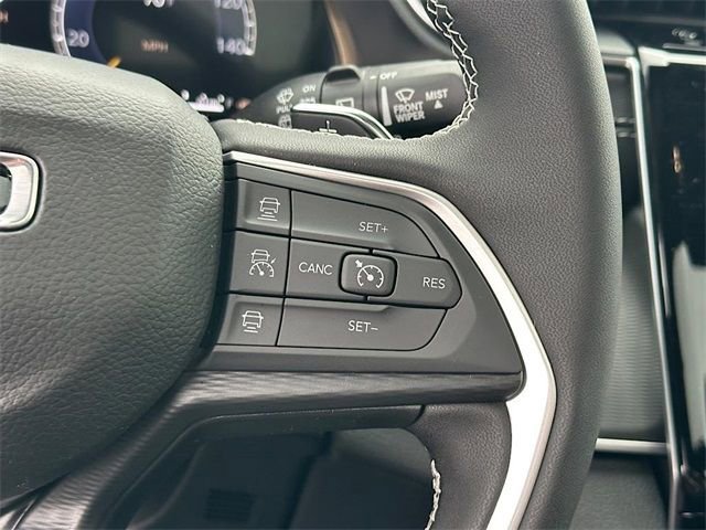 New 2025 Jeep Grand Cherokee L Altitude image 20