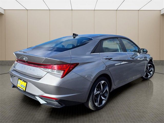 Certified 2023 Hyundai Elantra Limited image 7