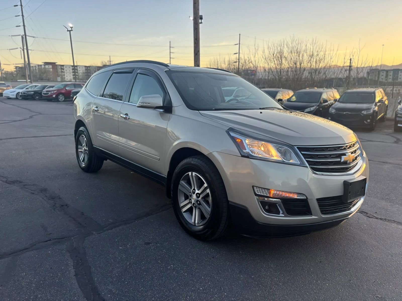 Used 2015 Chevrolet Traverse LT AWD/4WD image 3
