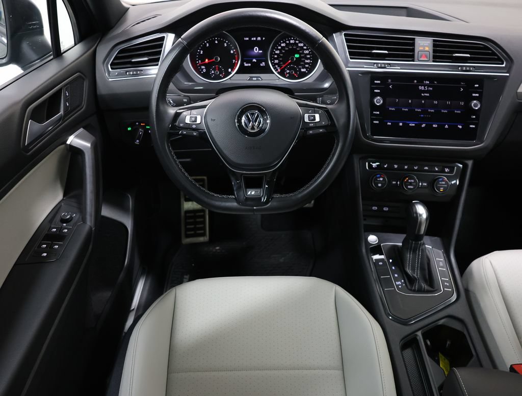 Used 2021 Volkswagen Tiguan SE R-Line FWD image 16