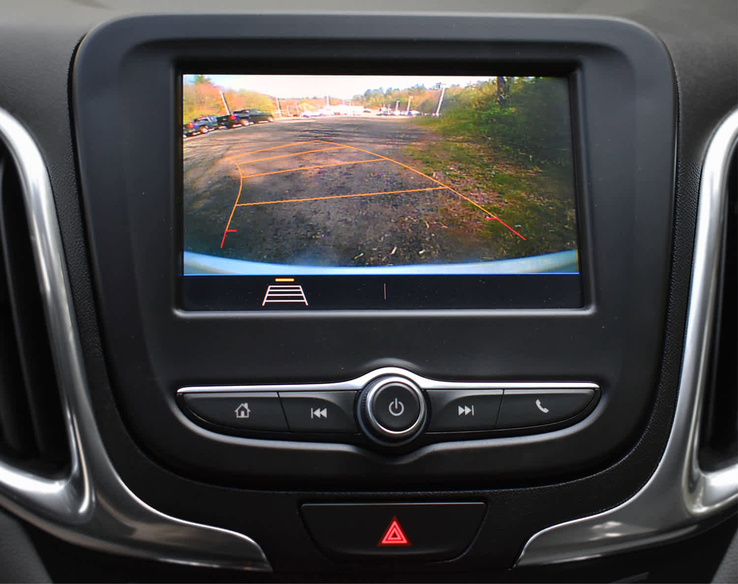 Used 2021 Chevrolet Equinox LS AWD/4WD image 17