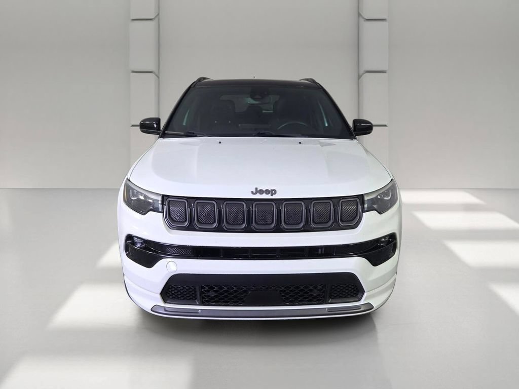 Used 2022 Jeep Compass High Altitude AWD/4WD image 3