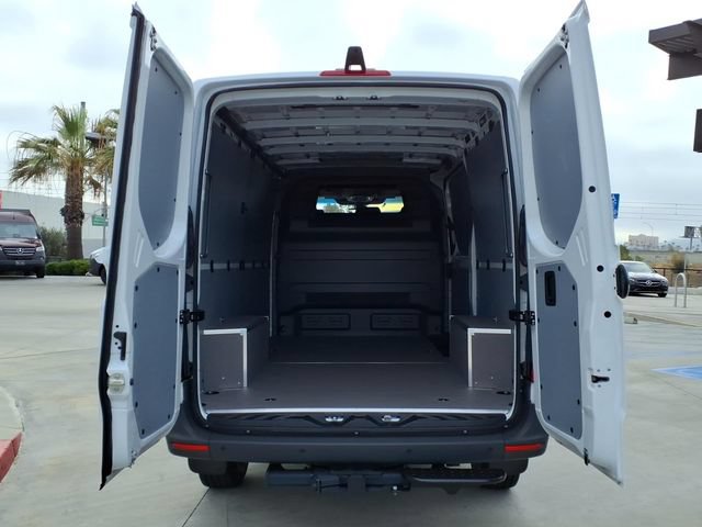 New 2026 Mercedes-Benz Sprinter 2500 image 21