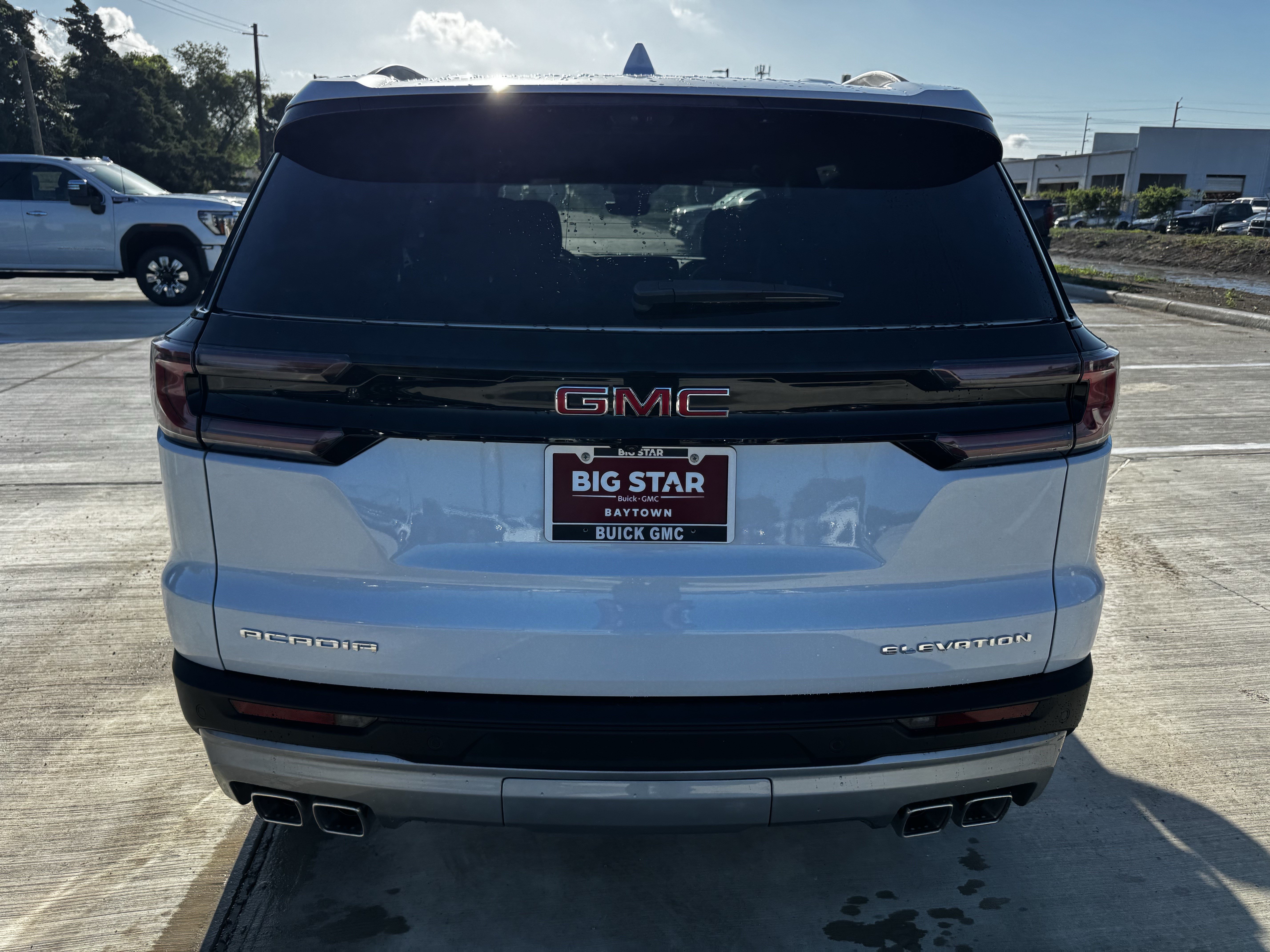 New 2026 GMC Acadia Elevation w/ Elevation Premium Package FWD image 7