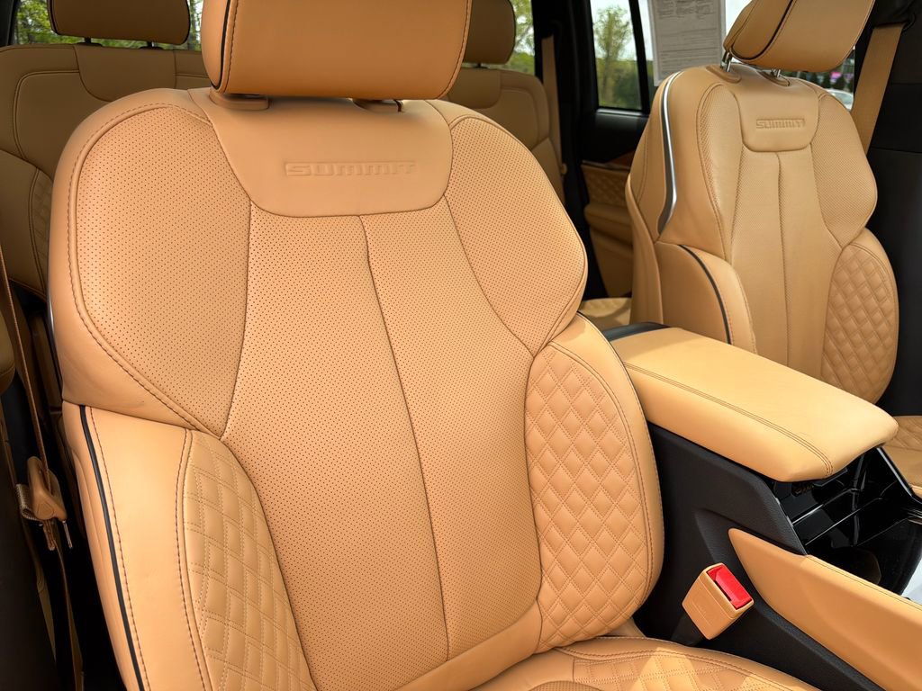 Used 2025 Jeep Grand Cherokee Summit image 58