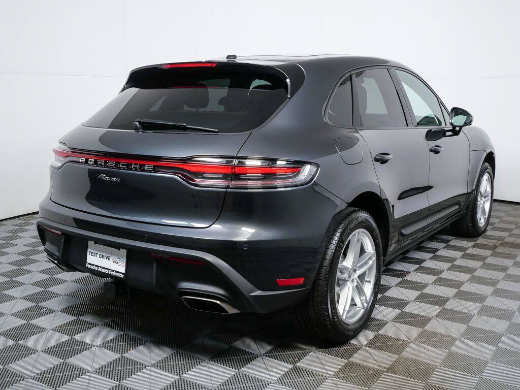Certified 2026 Porsche Macan Turbo AWD/4WD image 27